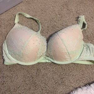 Victoria’s Secret Bra